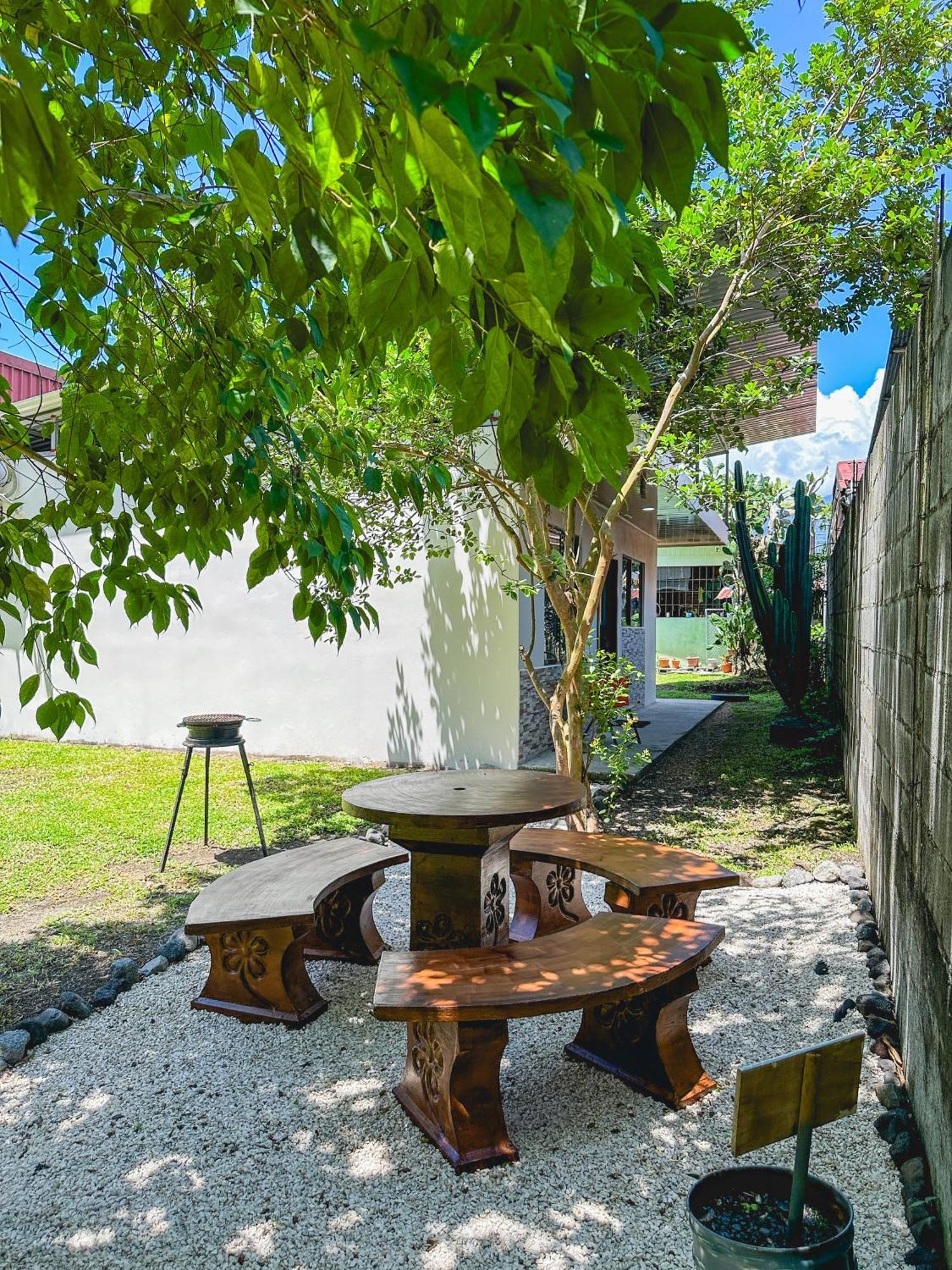 La Fortuna Donwtown Dreams Exterior foto